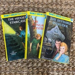3 Vintage Nancy Drew Books